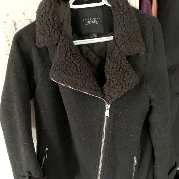 Winter coat - Picture 1 of 2